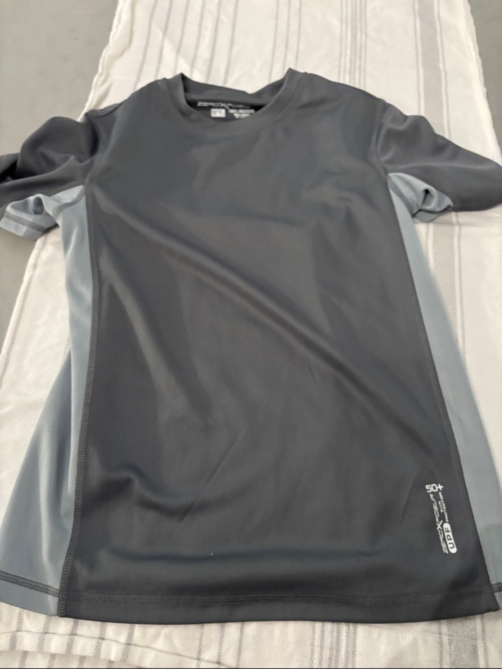 Men's Performance Short Sleeve Shirt - Gray. SPF 50. Worn 1x
